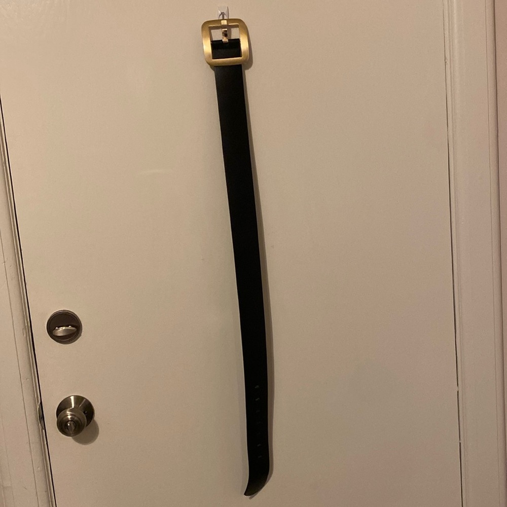 XS Nordstrom Black Belt with Large Gold Square Buckle 36”
